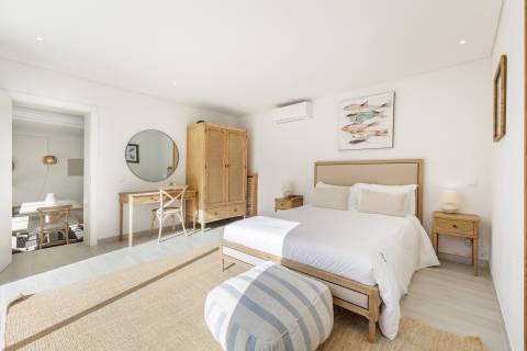 Moradia de charme V3, perto da praia e do golfe no prestigiado Triângulo Dourado, Fonte Santa - Quarteira
