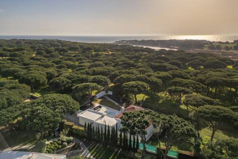 Moradia de charme V3, perto da praia e do golfe no prestigiado Triângulo Dourado, Fonte Santa - Quarteira
