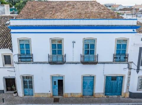 Casa antiga para recuperar - Estoi