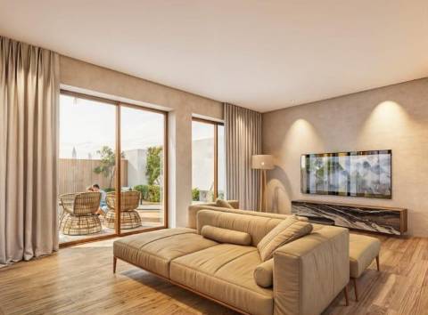 Casa antiga para recuperar - Estoi