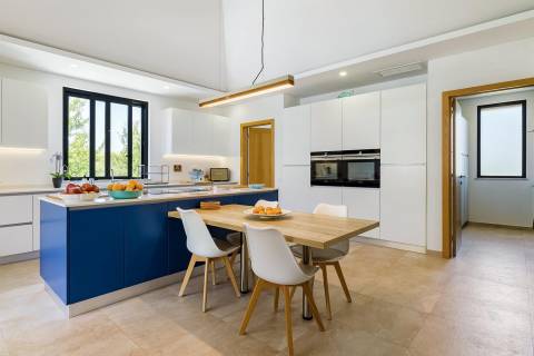Magnífica Moradia Contemporânea com piscina, entre Loulé e Quinta do Lago