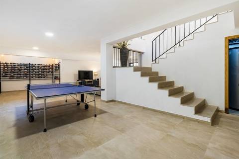 Magnífica Moradia Contemporânea com piscina, entre Loulé e Quinta do Lago