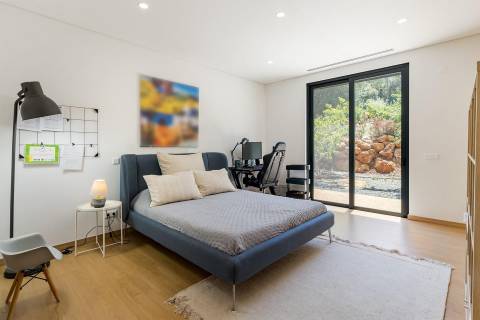 Magnífica Moradia Contemporânea com piscina, entre Loulé e Quinta do Lago