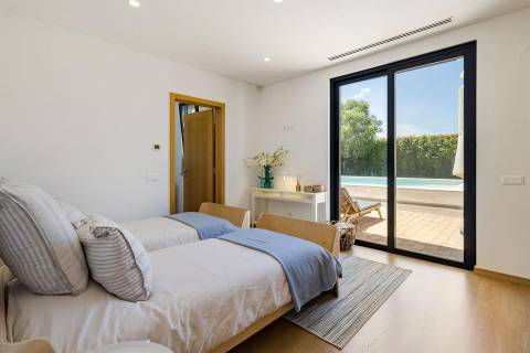 Magnífica Moradia Contemporânea com piscina, entre Loulé e Quinta do Lago