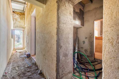 Casa antiga para recuperar