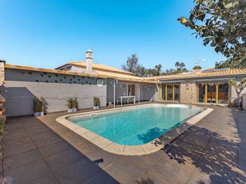 Moradia V5 - Vale d´éguas