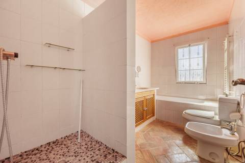 Moradia V5 - Vale d´éguas