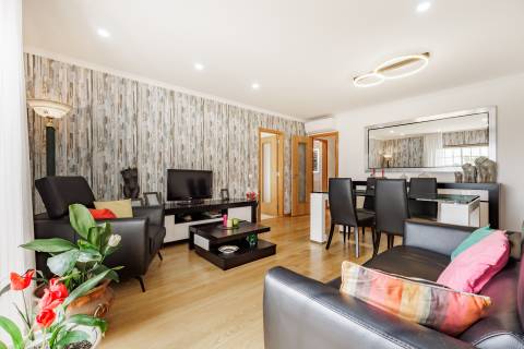 Apartamento T1 remodelado - Quinta do romão