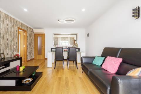 Apartamento T1 remodelado - Quinta do romão