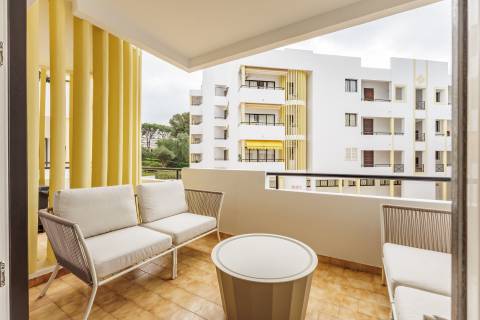 Apartamento T1 renovado - Vilamoura