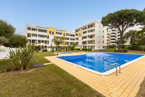 Apartamento T1 renovado - Vilamoura
