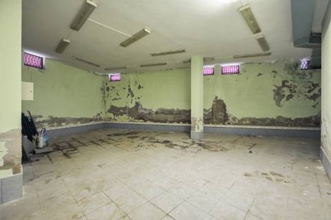 Oportunidade de investimento única a 2 minutos da praia - 17 frações comerciais