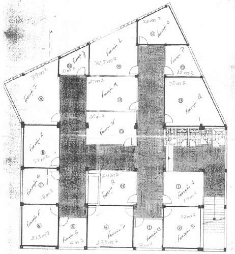 Oportunidade de investimento única a 2 minutos da praia - 17 frações comerciais