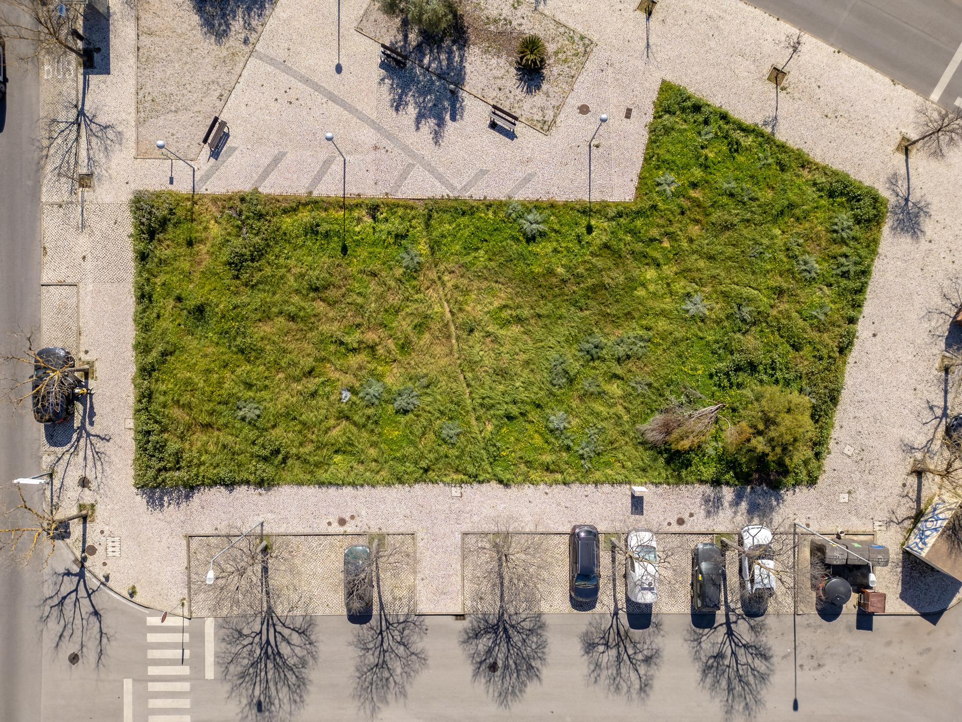 Terreno com projeto aprovado para construção de um prédio