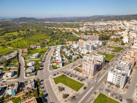 Terreno com projeto aprovado para construção de um prédio