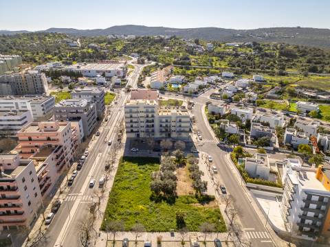 Terreno urbano para construção - Loulé