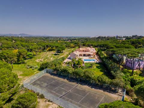 Propriedade de prestígio V5, nas proximidades de Quinta do Lago