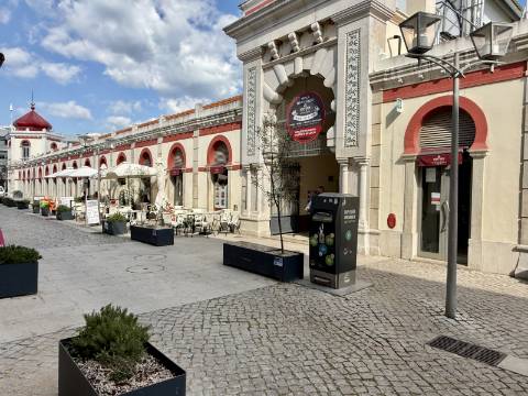 PARA ARRENDAMENTO - ESPAÇO COMERCIAL EXCECIONAL NO CENTRO DE LOULÉ