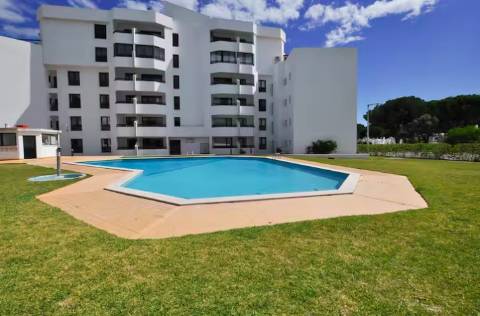 Apartamento T1 totalmente renovado