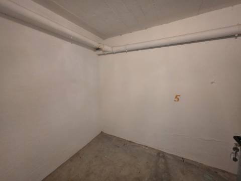 Apartamento T2 em condomínio fechado na Correeira, Albufeira