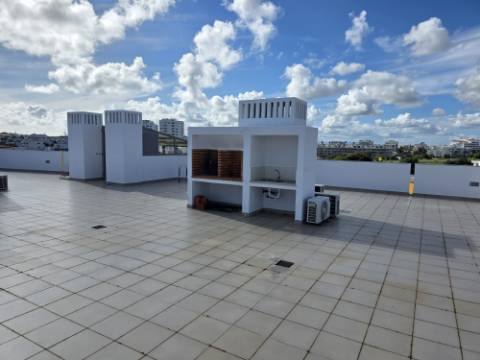 Apartamento T2 em condomínio fechado na Correeira, Albufeira