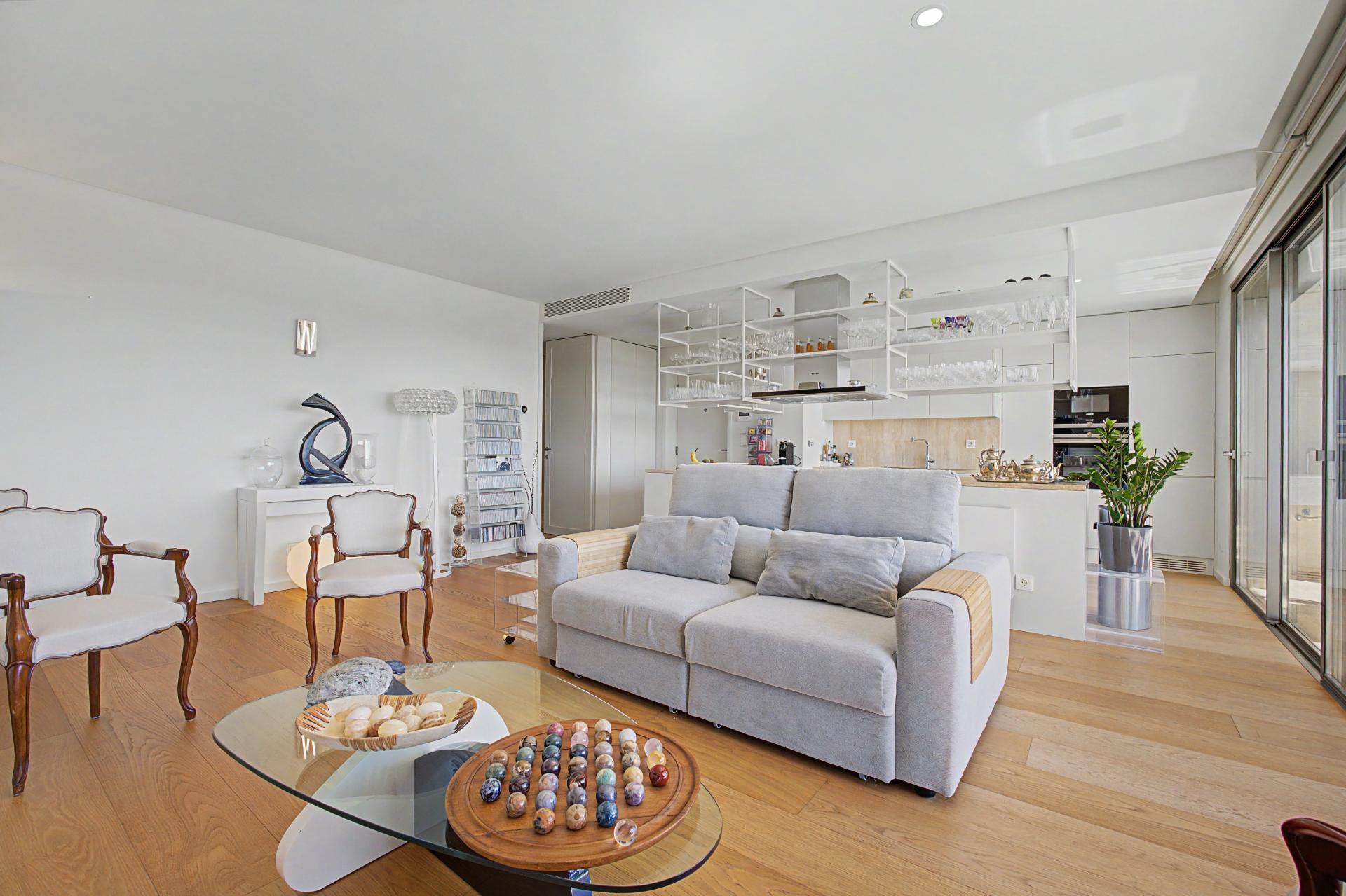 Apartamento com vista deslumbrante sobre o golfe, no coração de Vilamoura