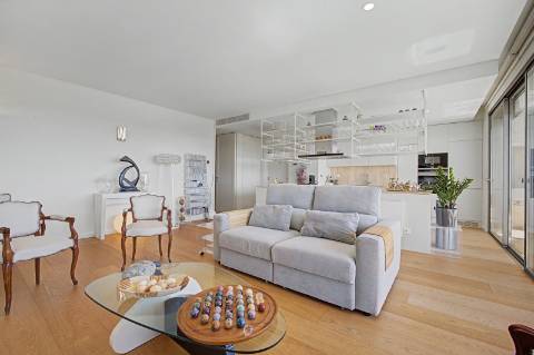 Apartamento com vista deslumbrante sobre o golfe, no coração de Vilamoura