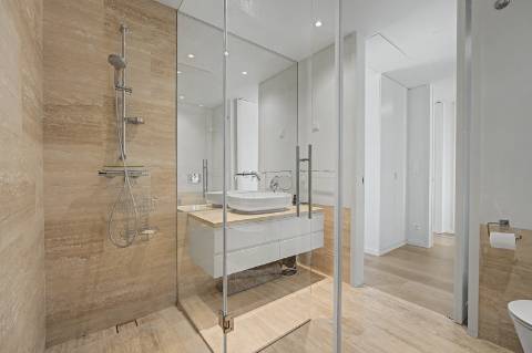 Apartamento com vista deslumbrante sobre o golfe, no coração de Vilamoura