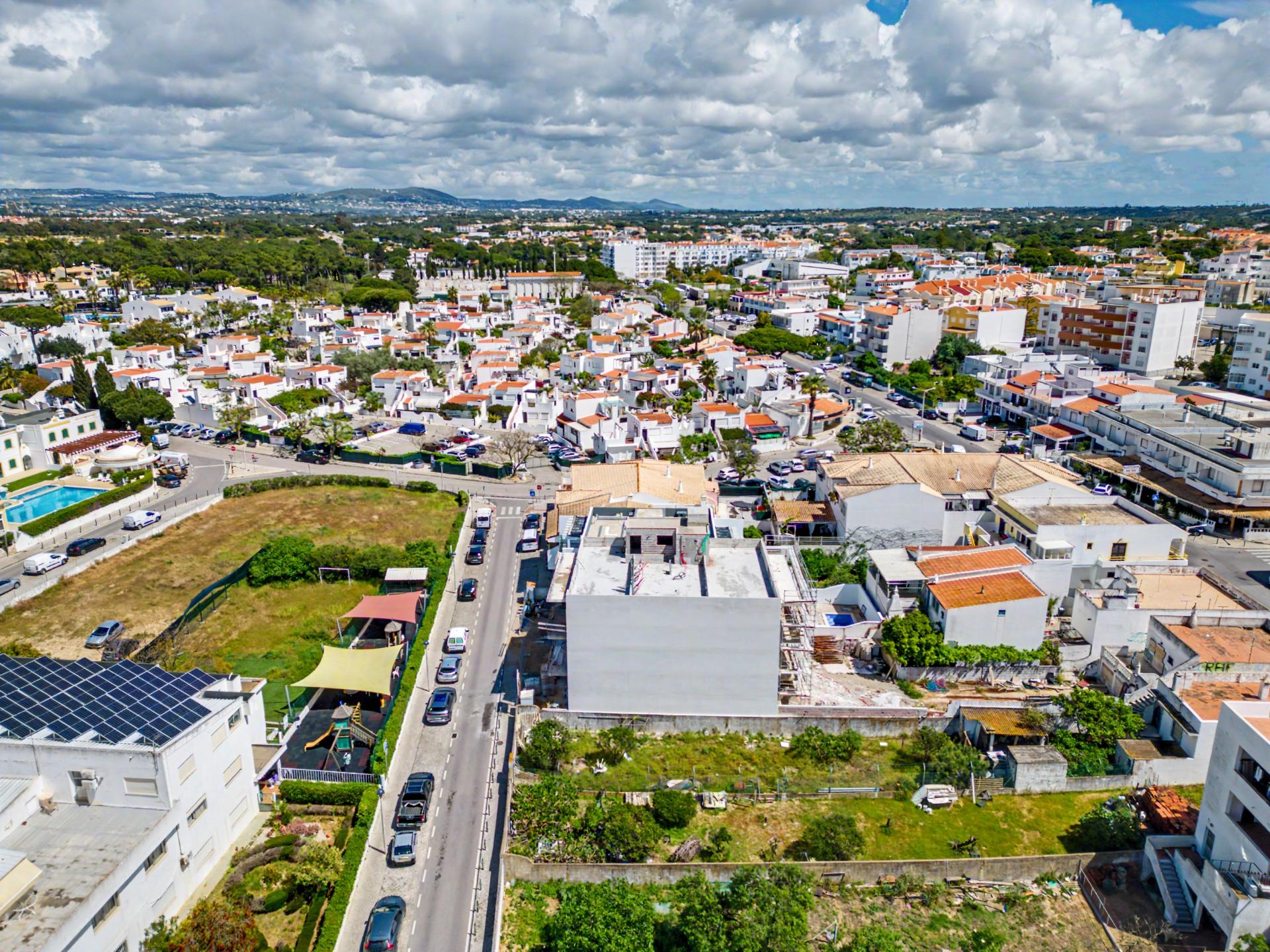 Apartamento T2 em construção - Quarteira