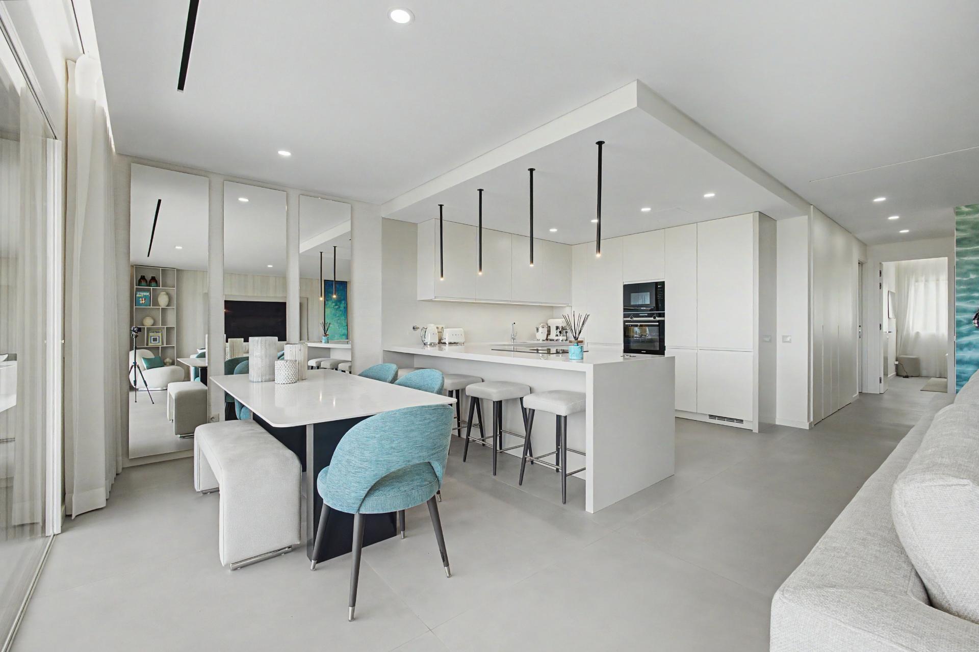 Novo apartamento T2 com acesso privado ao rooftop - Perto da praia, Quarteira