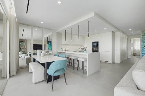 Novo apartamento T2 com acesso privado ao rooftop - Perto da praia, Quarteira