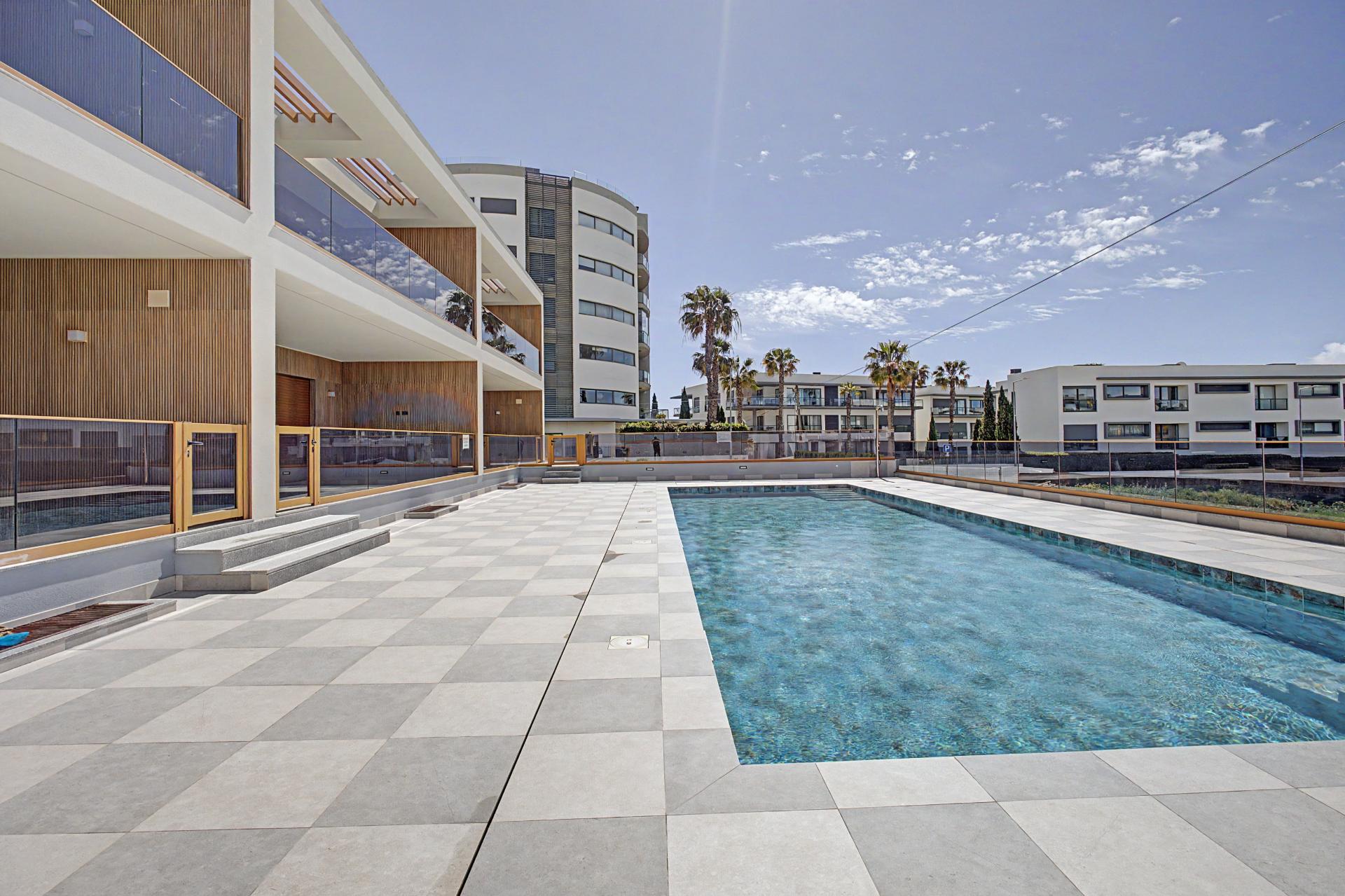 Novo apartamento T2 - Perto da praia, Quarteira