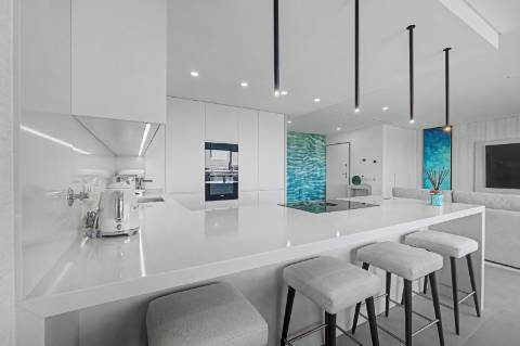 Apartamento T2 - Frente mar, forte novo