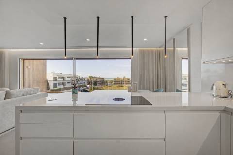 Apartamento T2 - Frente mar, forte novo