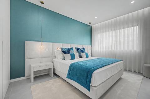 Apartamento T2 - Frente mar, forte novo