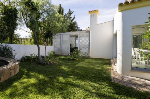 Propriedade excecional de 4 quartos com vistar mar deslumbrantes