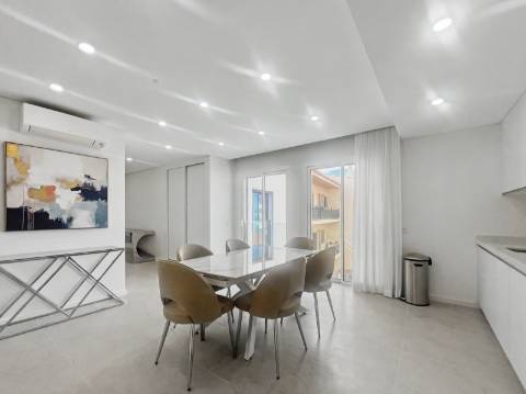 Apartamento T2 - Quarteira