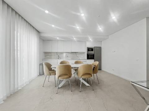 Apartamento T2 - Quarteira