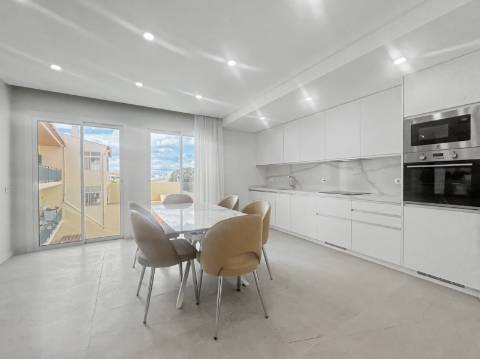 Apartamento T2 - Quarteira