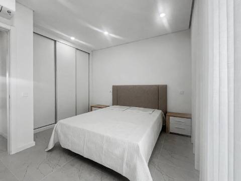 Apartamento T2 - Quarteira