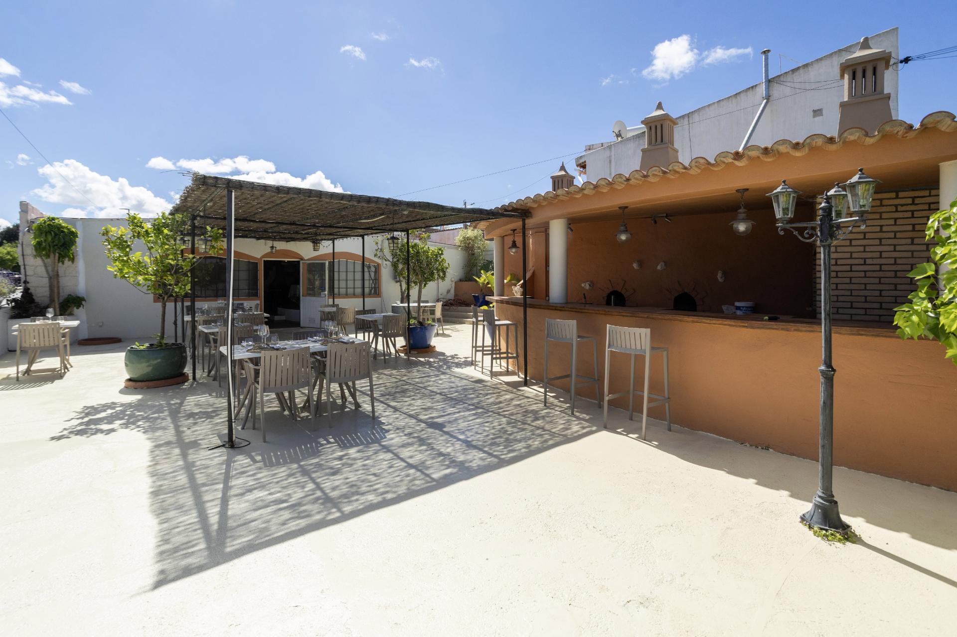 Trespasse Restaurante com localização premium