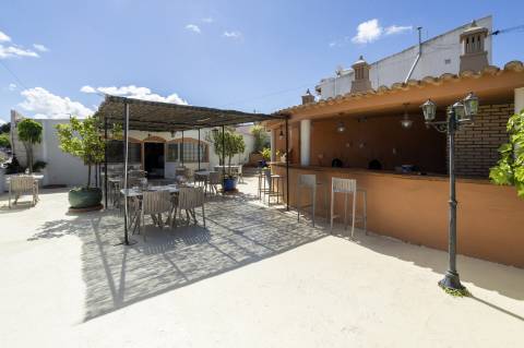 Trespasse Restaurante com localização premium