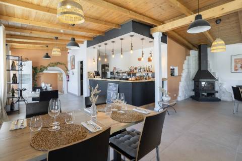 Trespasse Restaurante com localização premium