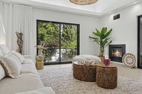 Moradia com 3 quartos, em residência exclusiva, com piscina e jardim, em Vale Judeu