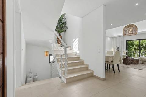 Moradia com 3 quartos, em residência exclusiva, com piscina e jardim, em Vale Judeu