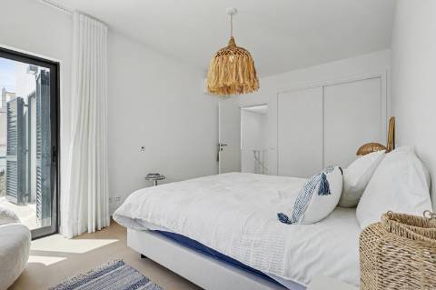 Moradia com 3 quartos, em residência exclusiva, com piscina e jardim, em Vale Judeu
