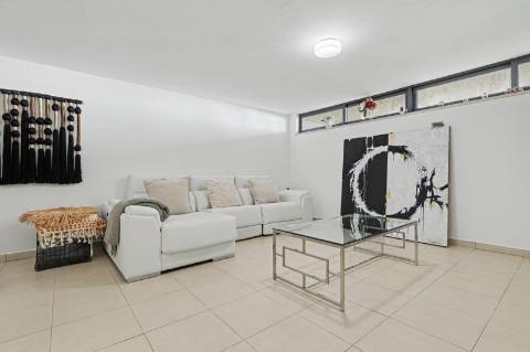 Moradia com 3 quartos, em residência exclusiva, com piscina e jardim, em Vale Judeu