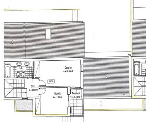 Moradia com 3 quartos, em residência exclusiva, com piscina e jardim, em Vale Judeu