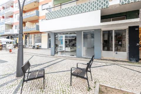 Loja em Quarteira