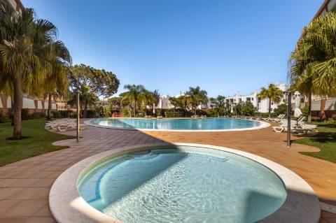 Apartamento T2 - Vilamoura